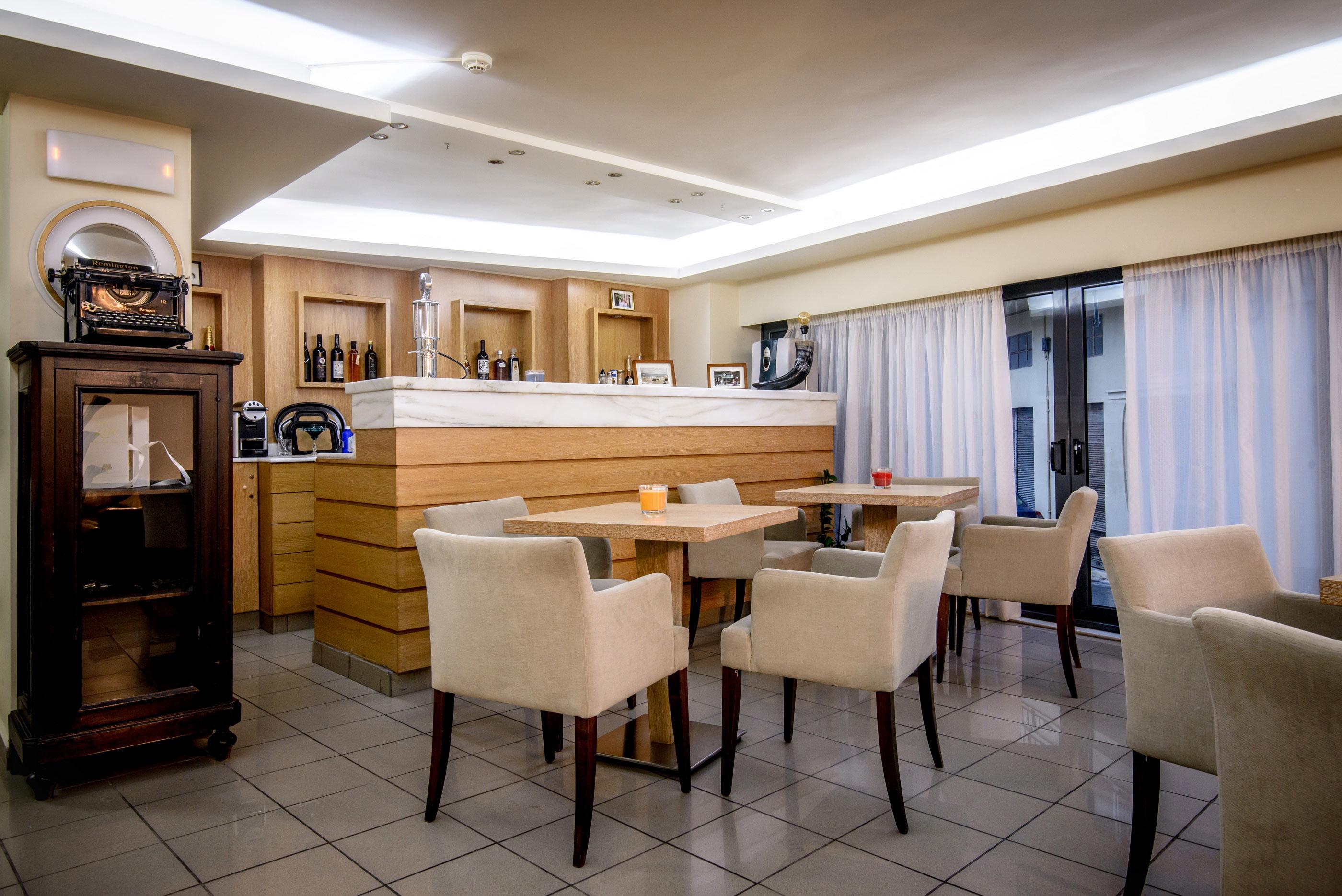 Iraklion Hotel Отель Ираклион