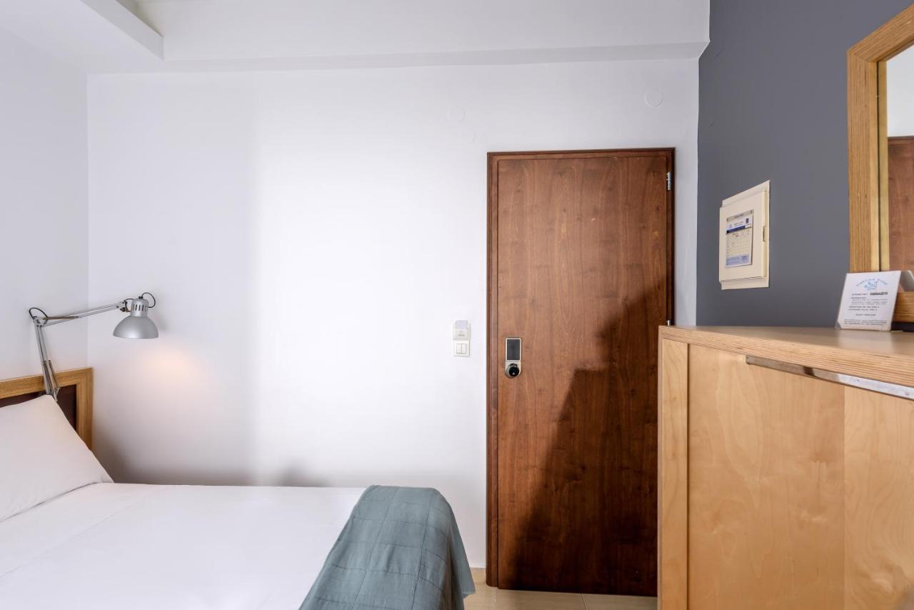 Iraklion Hotel Отель 3*